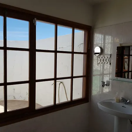 Villa With Sea View And Pool Parque Holandes